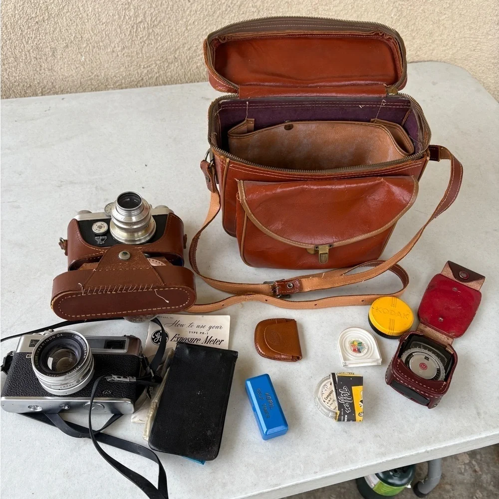 Vintage GE Exposure Meter with Brown Leather Case